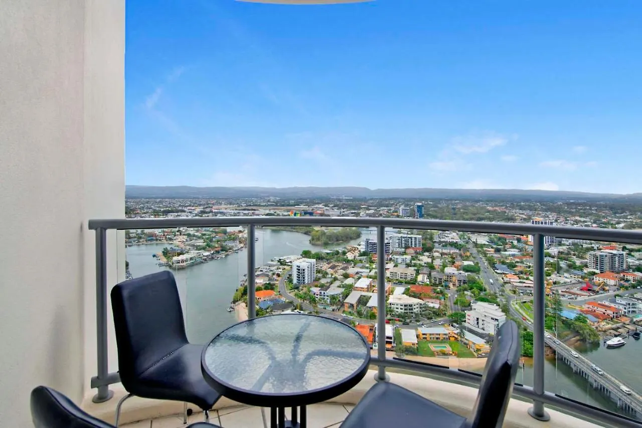 High Floor - Chevron Renaissance - Self Contained & Privately Managed - Wow Stay Gold Coast
