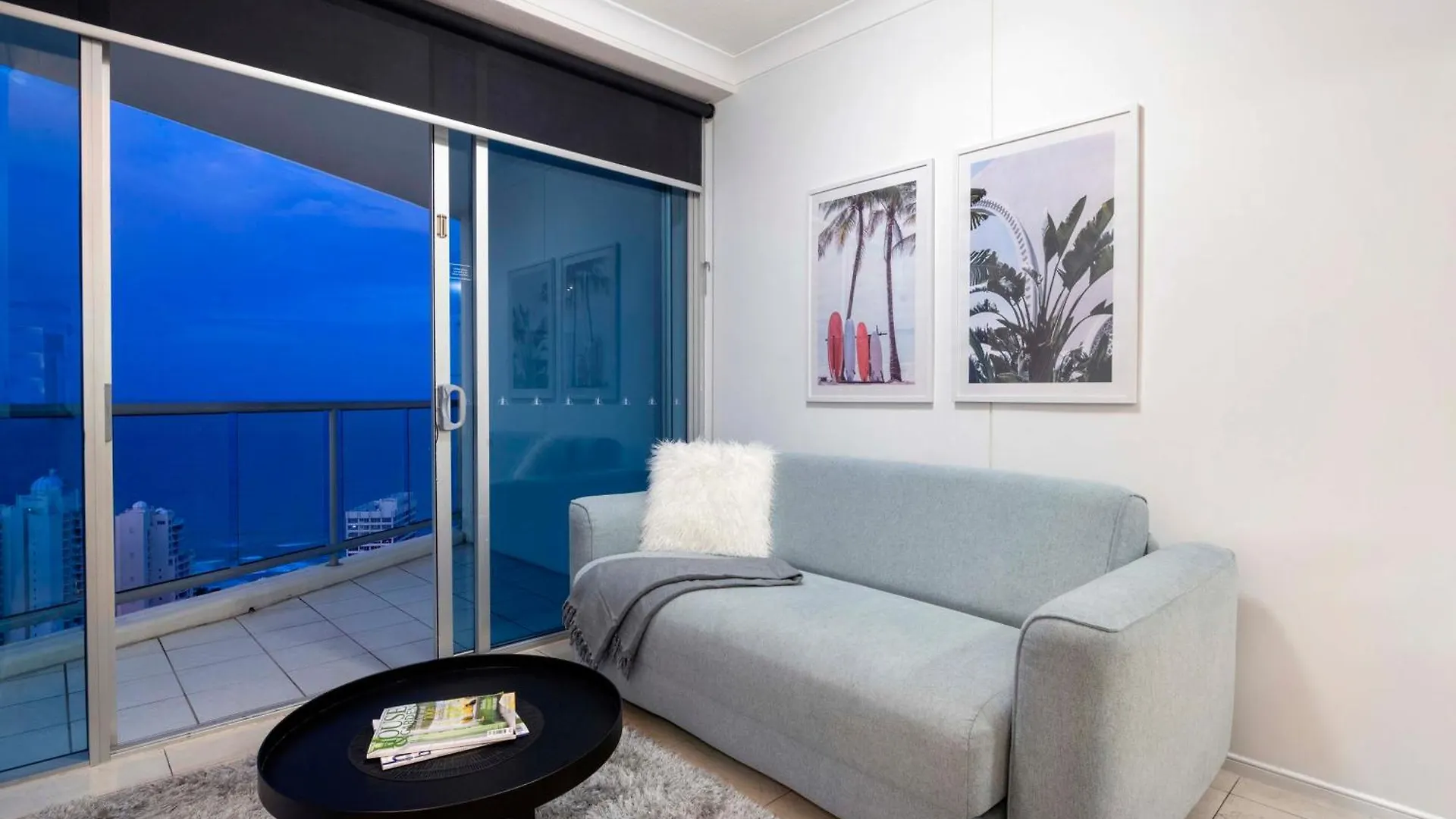 Apartment High Floor - Chevron Renaissance - Self Contained & Privately Managed - Wow Stay Gold Coast